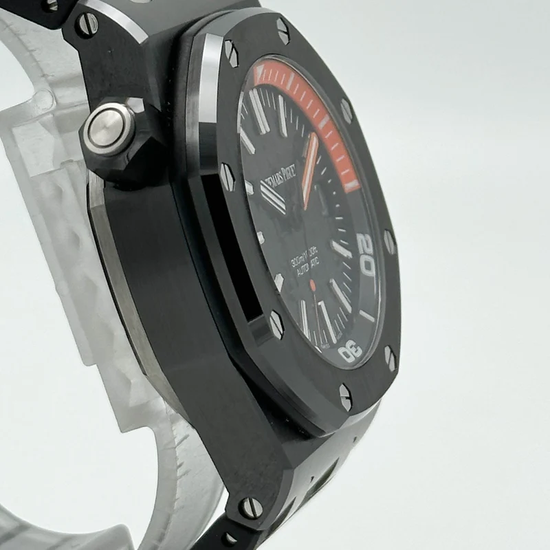Audemars Piguet Royal Oak Offshore Diver Keramik 15707CE.OO.A002CA.01 - 2015
