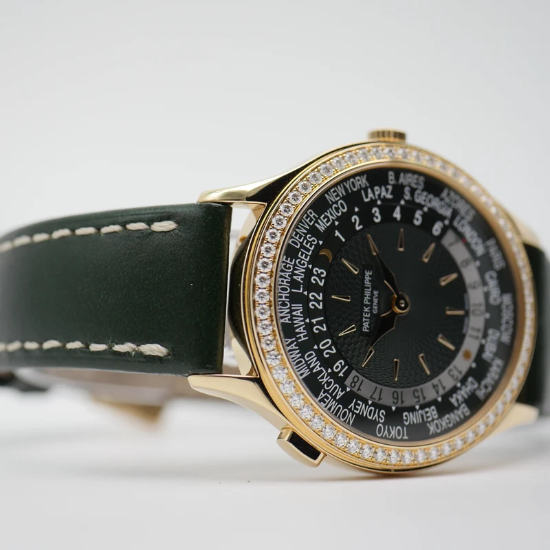Patek Philippe World Time Gelbgold 7130R-014 - 2022