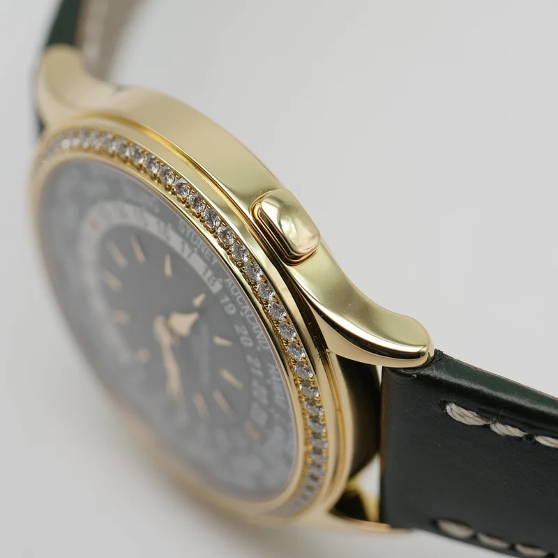 Patek Philippe World Time Gelbgold 7130R-014 - 2022