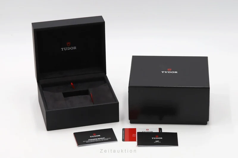 Tudor Black Bay steel automatic men's watch 79830RB LP: 4780EUR [2605194]
