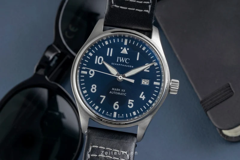 IWC Pilot steel automatic men's watch IW328203 LP: 5700EUR [2605187]