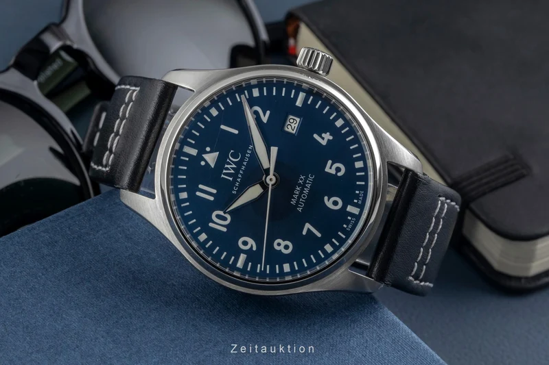IWC Pilot steel automatic men's watch IW328203 LP: 5700EUR [2605187]