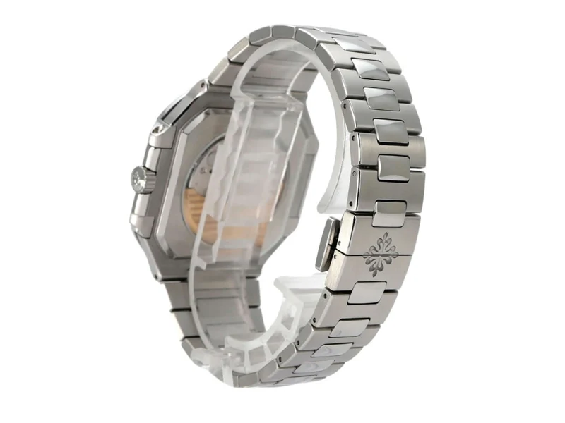 Patek Philippe Cubitus 5821/1A-001