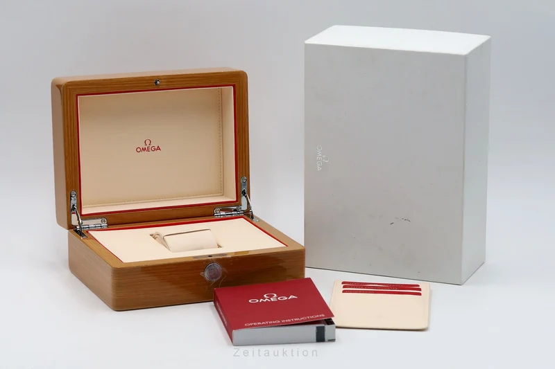 Omega Speedmaster chronograph steel automatic men's watch 304.33.44.52.03.001 LP: 12200EUR [2604360]
