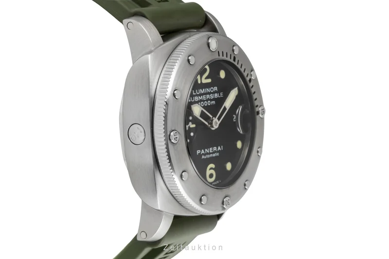 Panerai Submersible steel automatic men's watch PAM00243 [2605296]
