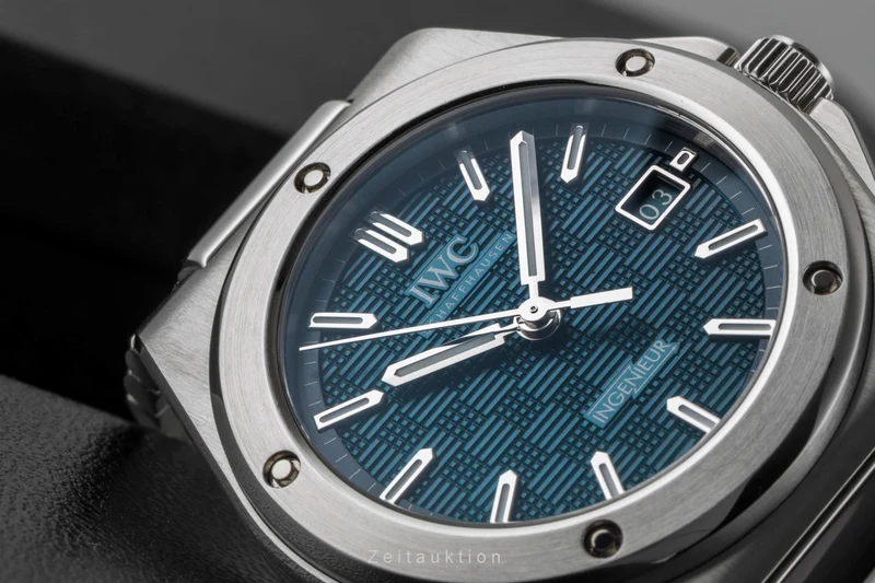 IWC Ingenieur steel automatic men's watch IW328903 LP: 13200EUR [2605272]