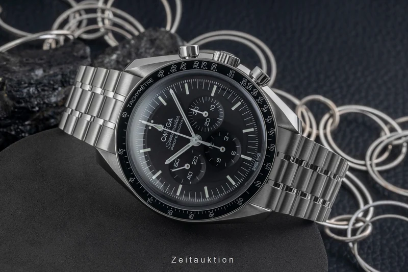 Omega Speedmaster Moonwatch chronograph steel manual winding men's watch 310.30.42.50.01.001 LP: 7600EUR [2605435]