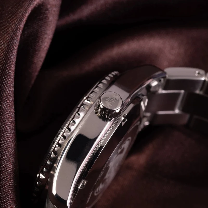 Orient Sports Mako AC0Q Diver RA-AC0Q01B30B