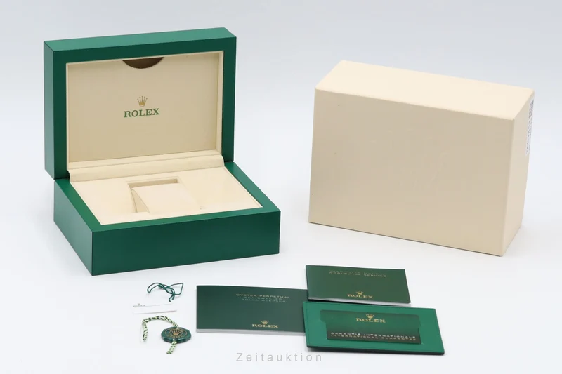 Rolex Sea-Dweller steel automatic men's watch 126600 [2604858]