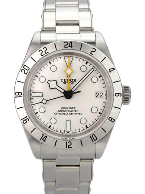 Tudor Black Bay Pro M79470-0004