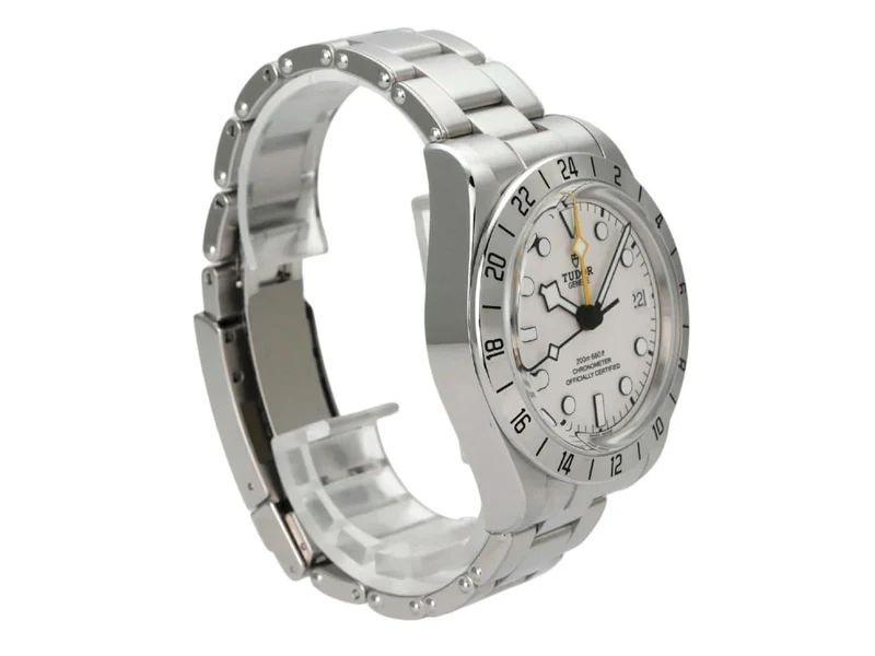 Tudor Black Bay Pro M79470-0004