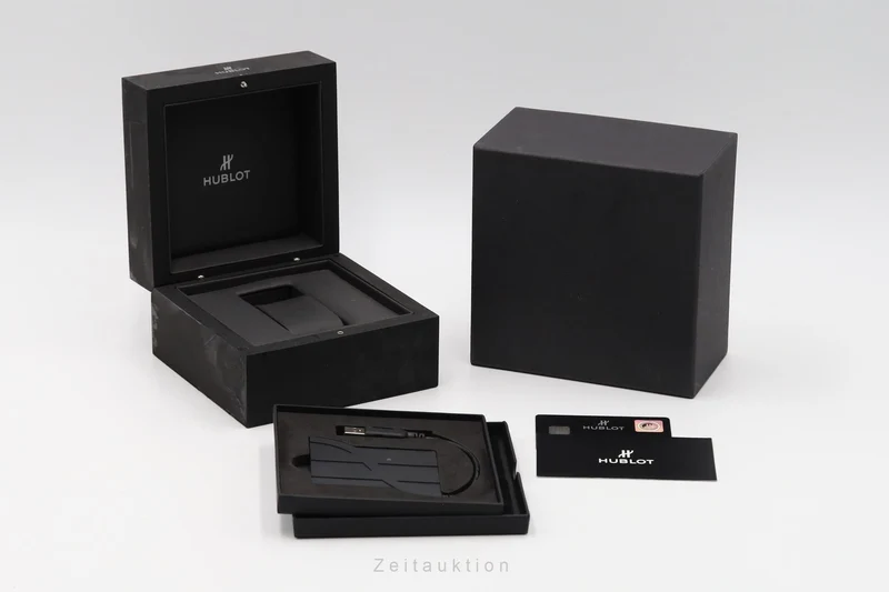 Hublot Classic Fusion titanium automatic men's watch 542.NX.2611.LR LP: 9200EUR [2604870]