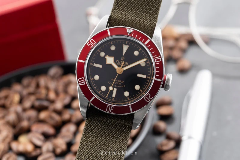 Tudor Black Bay steel automatic men's watch 79220R [2605657]