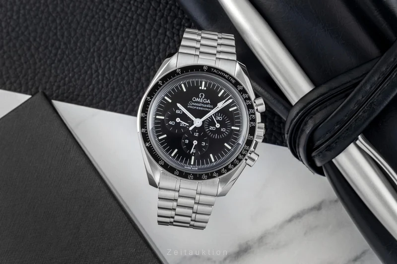Omega Speedmaster Moonwatch chronograph steel manual winding men's watch 310.30.42.50.01.001 LP: 7600EUR [2605264]