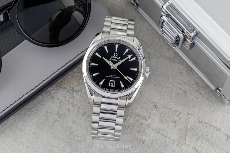 Omega Seamaster steel automatic men's watch 220.10.38.20.01.004 LP: 7200EUR [2605091]