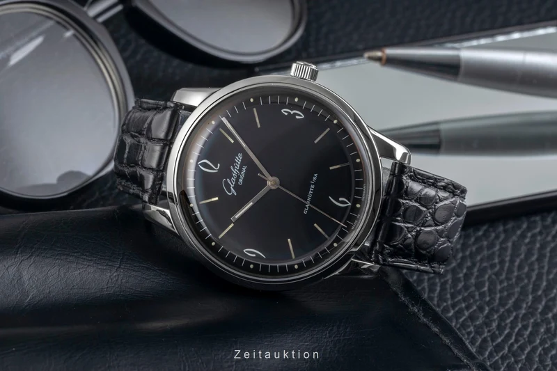 Glashütte Sixties steel automatic men's watch 1-39-52-04-02-04 LP: 7100EUR [2604984]