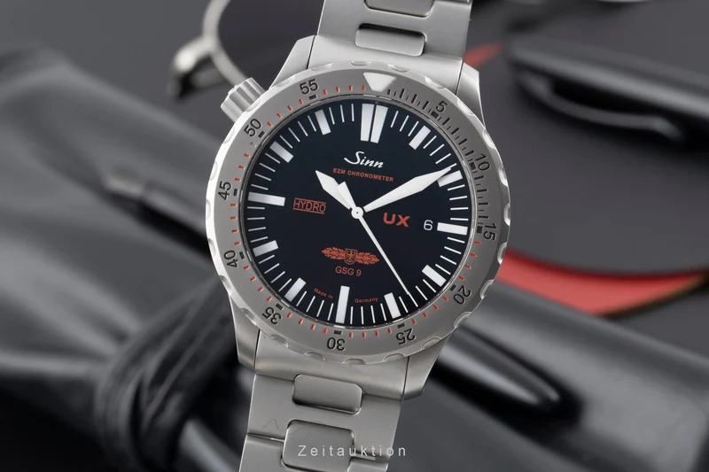 Sinn UX EZM 2B steel quartz men's watch 403.031 LP: 2700EUR [2605186]