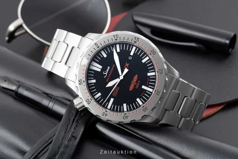 Sinn UX EZM 2B steel quartz men's watch 403.031 LP: 2700EUR [2605186]
