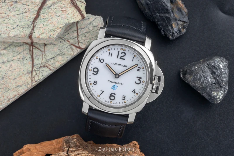Panerai Luminor steel manual winding men's watch PAM00630 LP: 5700EUR [2604886]