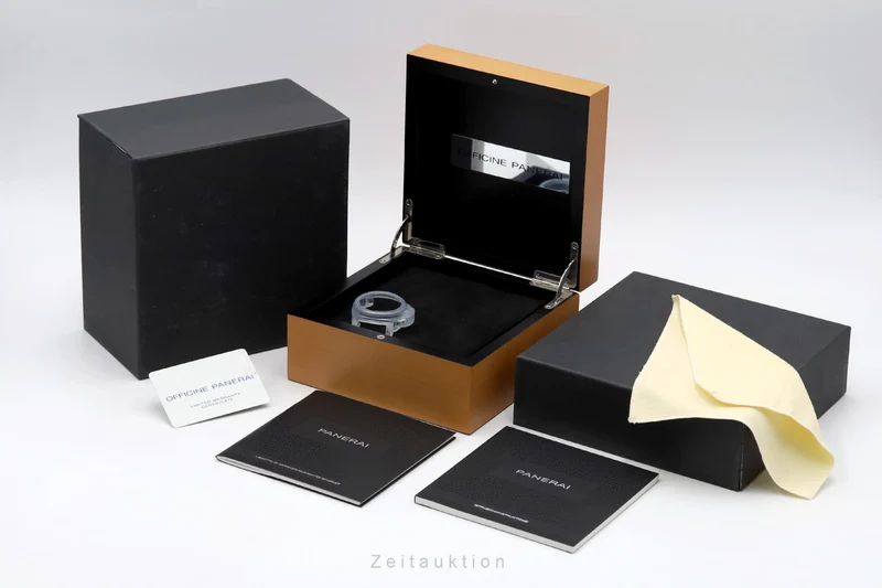 Panerai Luminor steel manual winding men's watch PAM00630 LP: 5700EUR [2604886]