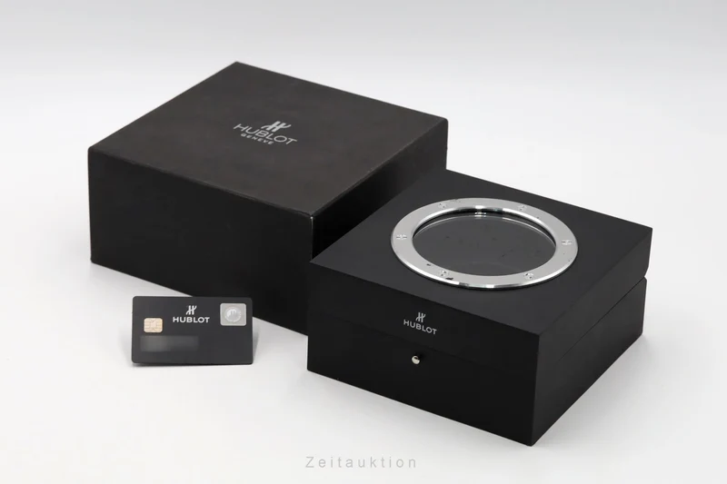Hublot Classic Fusion titanium automatic men's watch 542.NX.2611.LR LP: 9200EUR [2604856]
