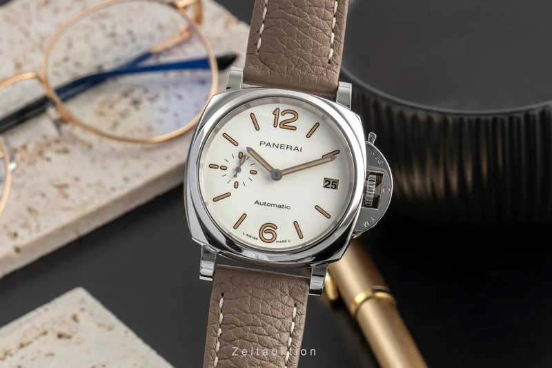 Panerai Luminor steel automatic men's watch PAM01043 LP: 8400EUR [2604983]