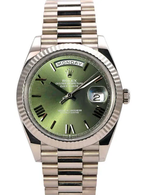 Rolex Day-Date 40 Weißgold 228239 Olivgrün