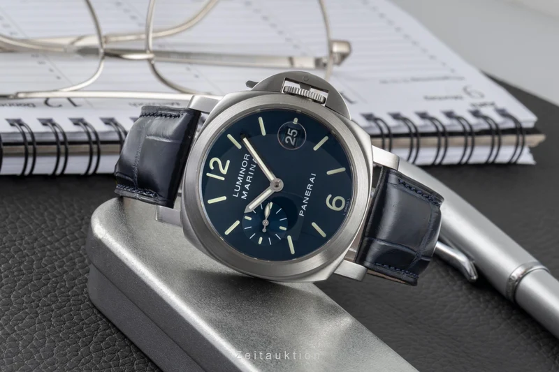 Panerai Luminor Marina steel automatic men's watch PAM00070 LP: 8400EUR [2604026]