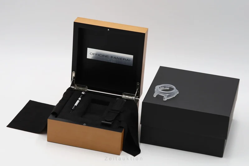 Panerai Luminor Marina steel manual winding men's watch PAM00510 LP: 7900EUR [2604964]