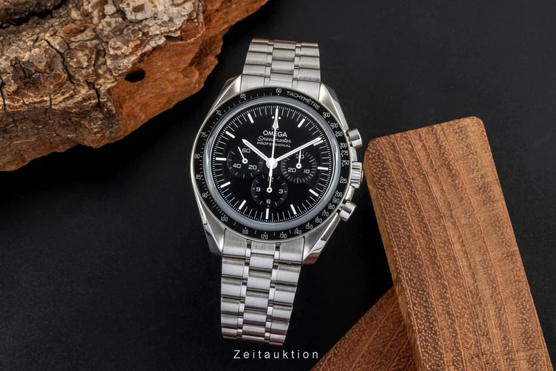 Omega Speedmaster Moonwatch chronograph steel manual winding men's watch 310.30.42.50.01.002 LP: 8700EUR [2604883]