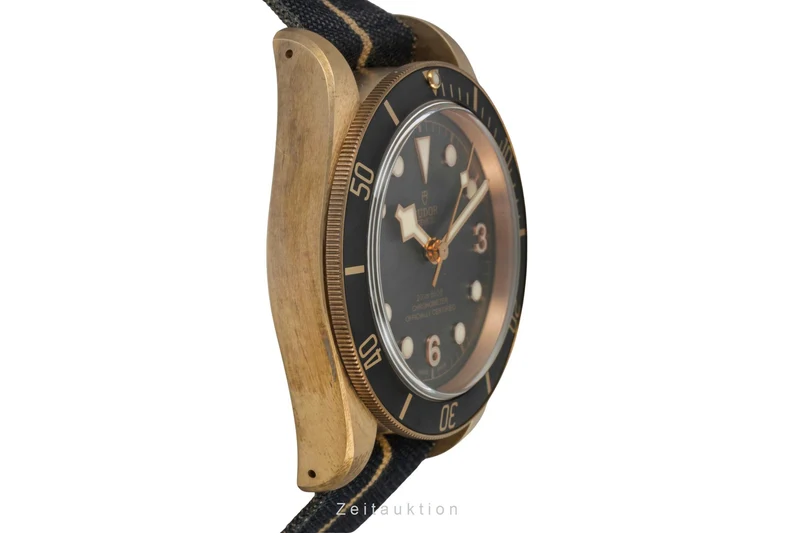 Tudor Black Bay bronze automatic men's watch 79250BA-0002 LP: 4910EUR [2604974]