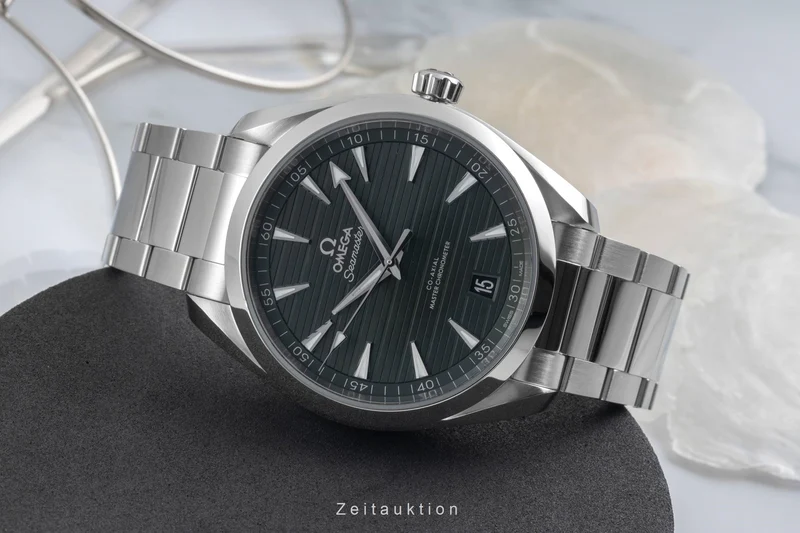 Omega Seamaster steel automatic men's watch 220.10.41.21.10.001 LP: 6800EUR [2605237]
