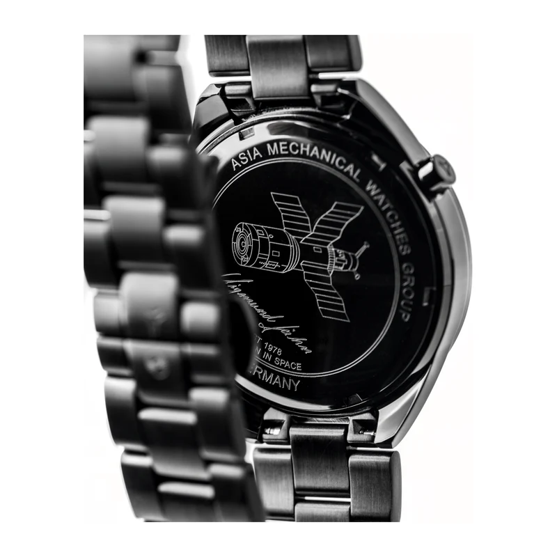 Interkosmos Jahn Black