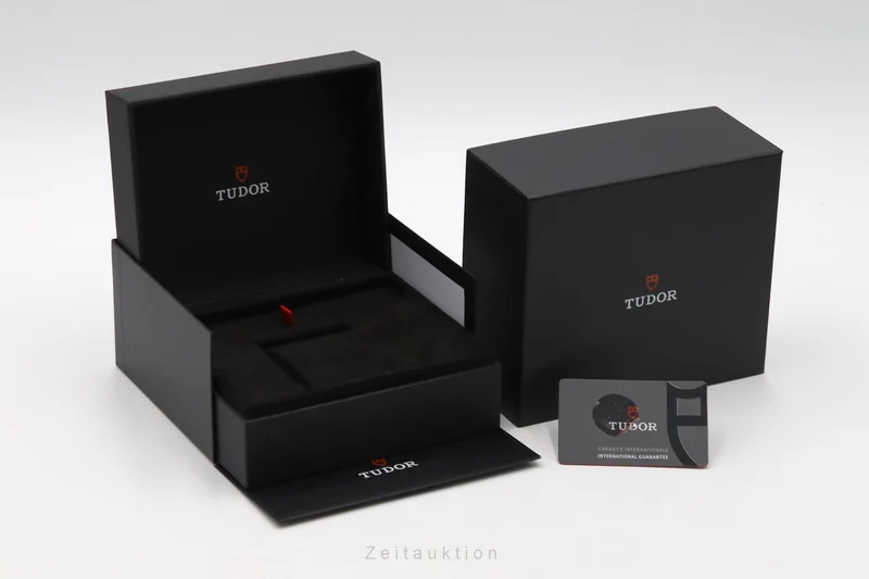 Tudor Black Bay steel automatic men's watch M79030N-0003 LP: 4720EUR [2605319]