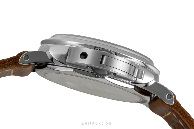 Panerai Luminor steel manual winding men's watch PAM01732 LP: 8900EUR [2604771]