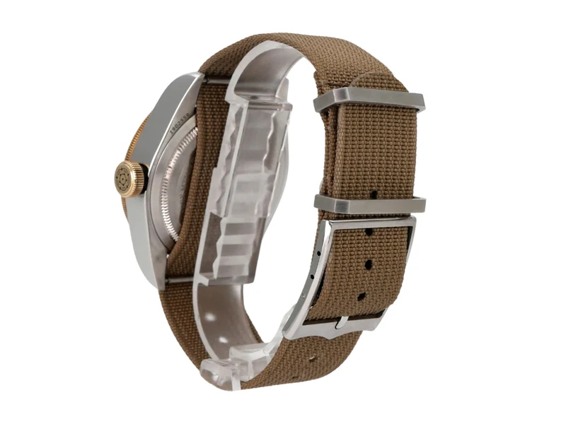 Tudor Black Bay Steel Gold Textilband M79733N-0005