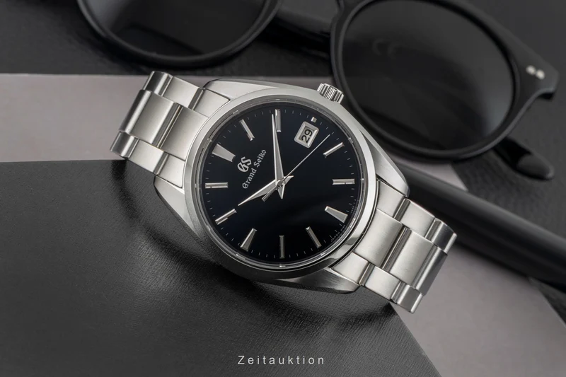 Grand Seiko Heritage Collection steel quartz men's watch SBGP013 LP: 3000EUR [2605073]