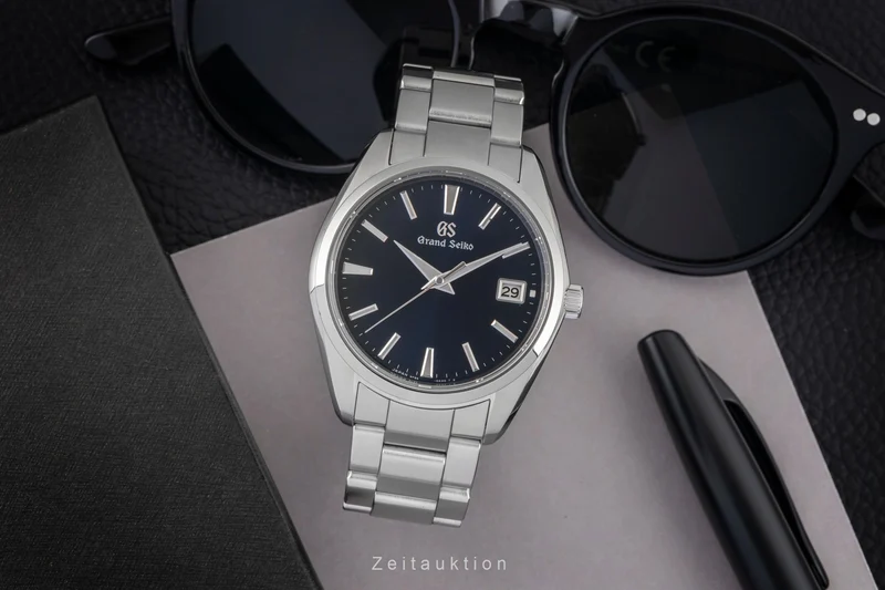 Grand Seiko Heritage Collection steel quartz men's watch SBGP013 LP: 3000EUR [2605073]