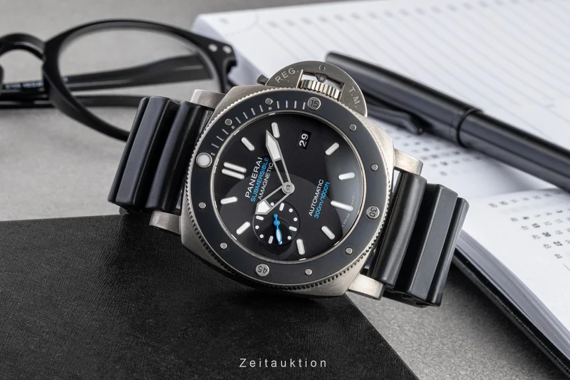 Panerai Submersible titanium automatic men's watch PAM01389 VP: 11300EUR [2605263]
