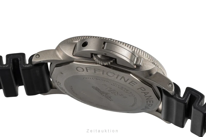 Panerai Submersible titanium automatic men's watch PAM01389 VP: 11300EUR [2605263]