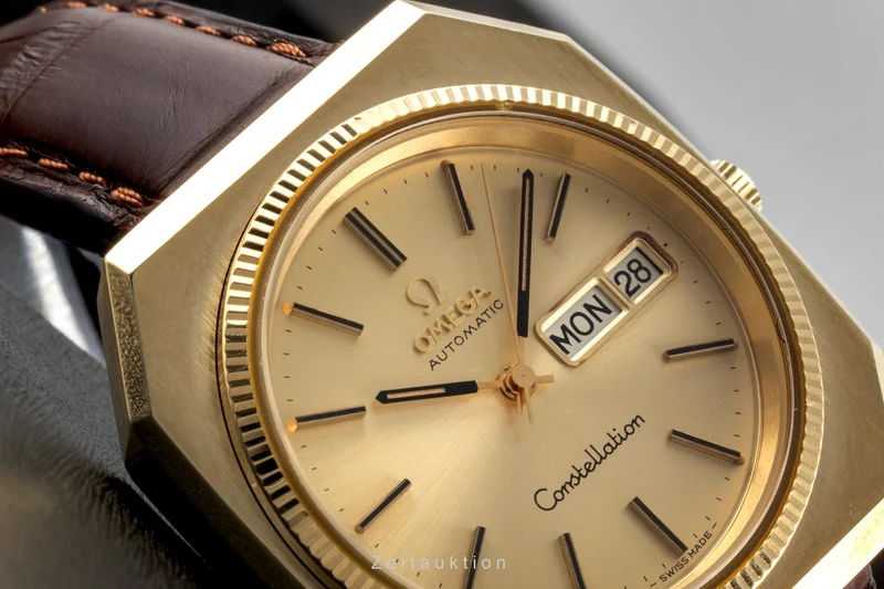 Omega Constellation steel / gold automatic men's watch 166.219 Vintage [2604890]