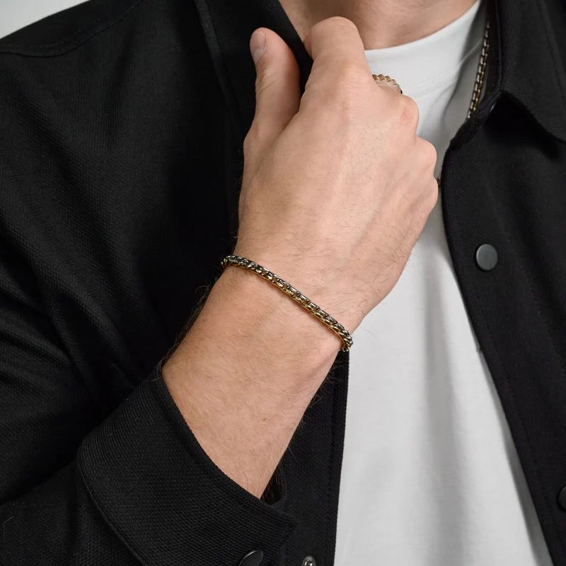 Zweifarbiges ineinander greifendes Gliederarmband