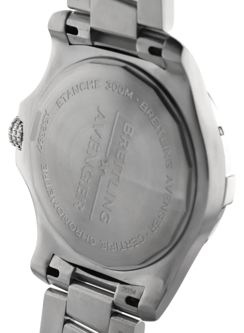 Breitling Avenger Automatic GMT 43