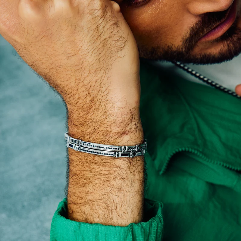 ID-Link-Armband mit schwarzem Stein