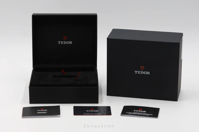 Tudor Black Bay steel automatic men's watch M79000N-0001 LP: 4280EUR [2604511]