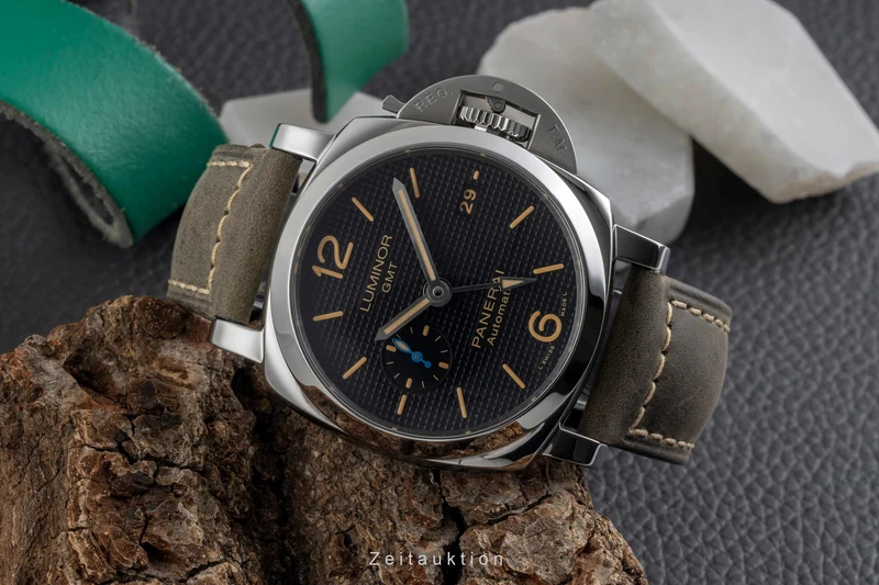 Panerai Luminor GMT steel automatic men's watch PAM01535 LP: 9600EUR [2604441]