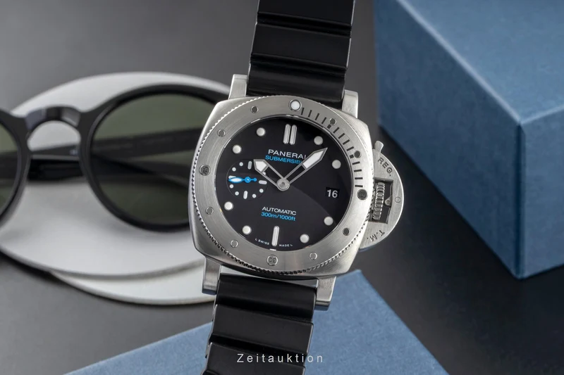 Panerai Submersible steel automatic men's watch PAM00973 LP: 9700EUR [2600617]