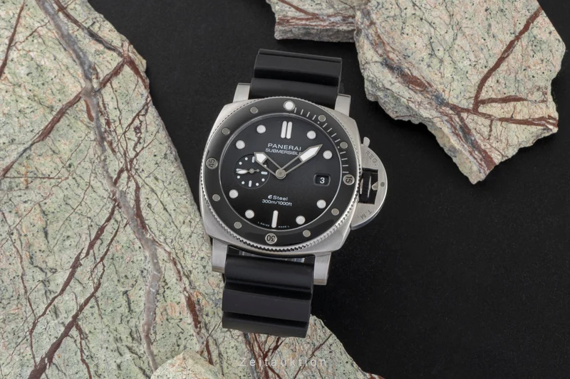 Panerai Submersible steel automatic men's watch PAM01288 LP: 11800EUR [2604598]