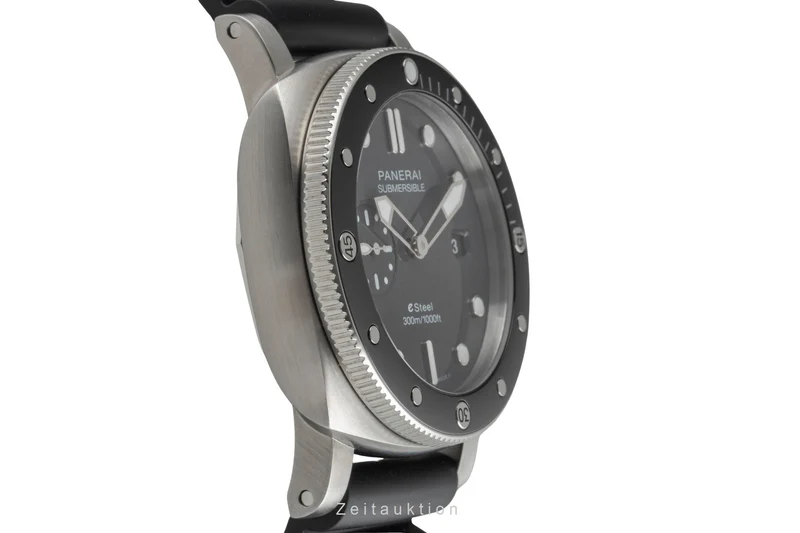 Panerai Submersible steel automatic men's watch PAM01288 LP: 11800EUR [2604598]