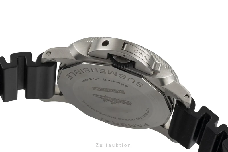 Panerai Submersible steel automatic men's watch PAM01288 LP: 11800EUR [2604598]